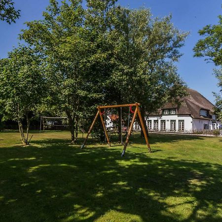 Great Farmhouse In De Cocksdorp With Garden 외부 사진