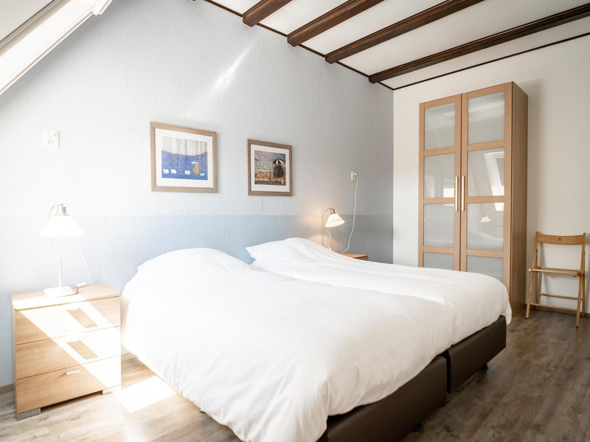 Great Farmhouse In De Cocksdorp With Garden 외부 사진