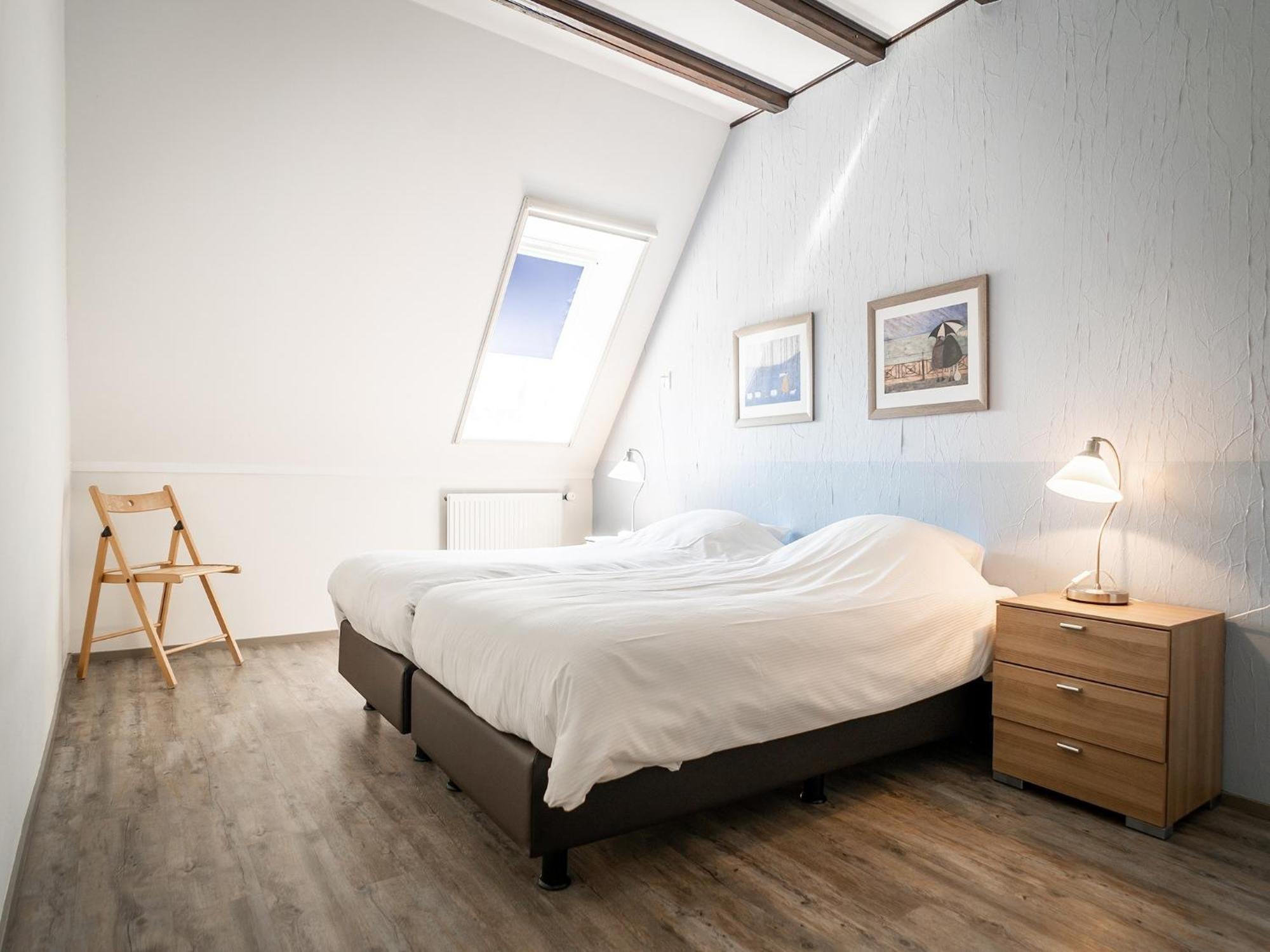 Great Farmhouse In De Cocksdorp With Garden 외부 사진