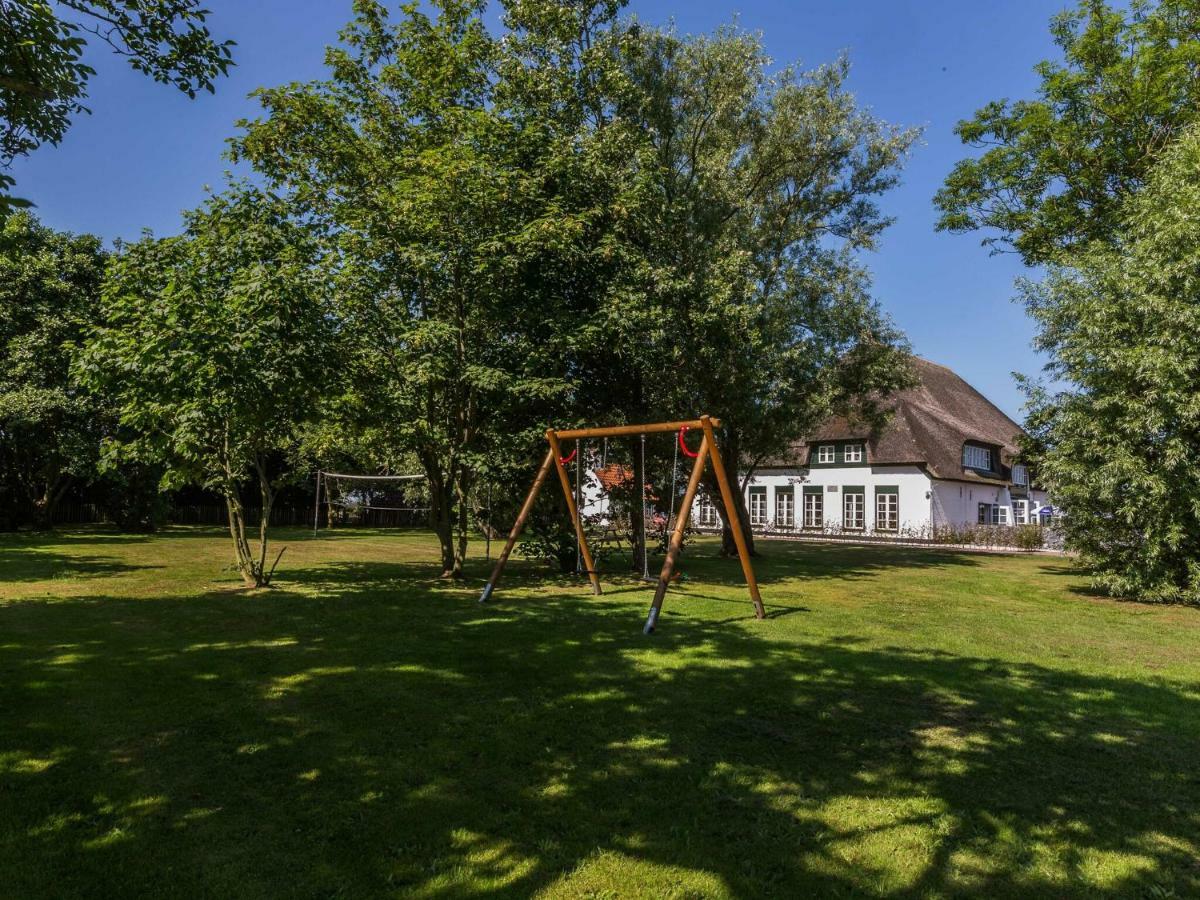 Great Farmhouse In De Cocksdorp With Garden 외부 사진
