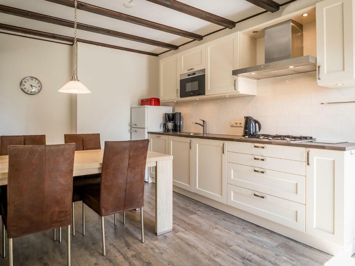 Great Farmhouse In De Cocksdorp With Garden 외부 사진